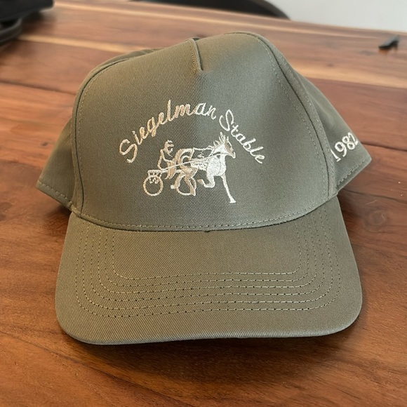Siegelman Stable Hat - Picture 1 of 2